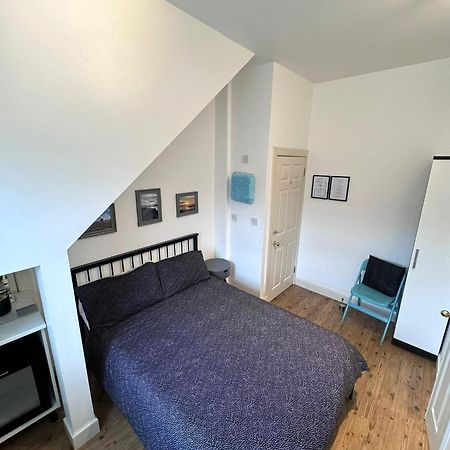 Parade School Guest Rooms 特维德上游的贝里克 外观 照片